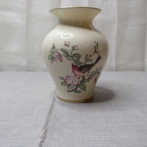 Lenox Serenade Vase Hand Decorated 24K Gold Trim Birds Flowers  Ceramic Beige 6"